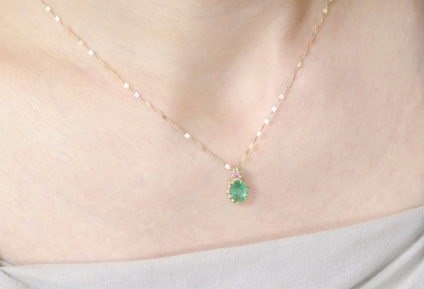 Elizabeth Necklace - Emerald Sapphire