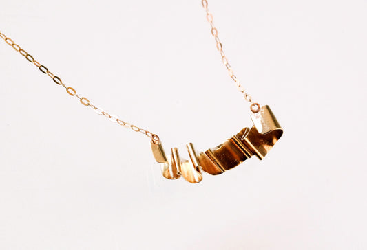 Ribbon Necklace