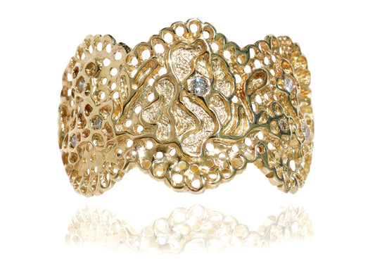 Scalloped Lace Ring