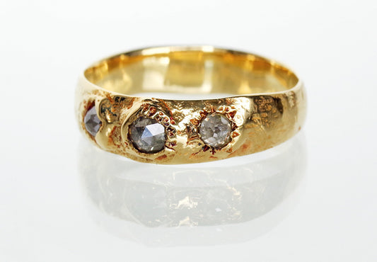 Sketch Diamond Ring