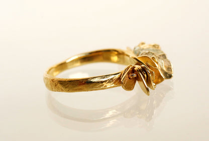 Gold Medallion Ring