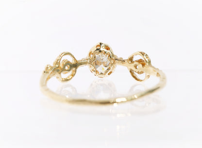 Pear-shaped Diamond Ring